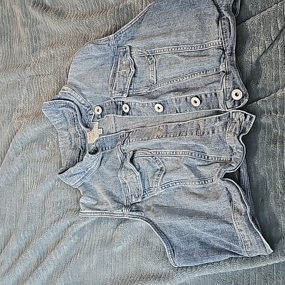 LOT of 2 Torrid sleeveless denim vest - Picture 2 of 5